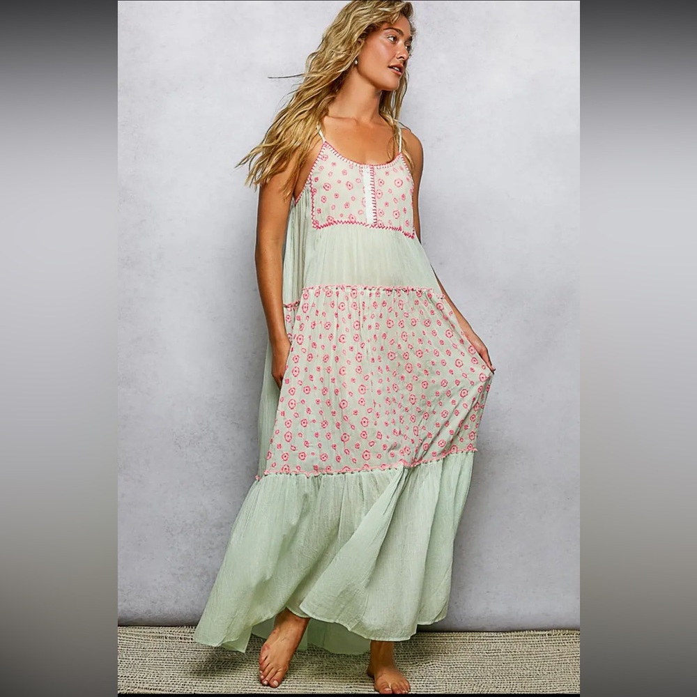 988. ☀️Sleeveless shirring embroidered printed woven maxi dress light green pink - Picture 2 of 4